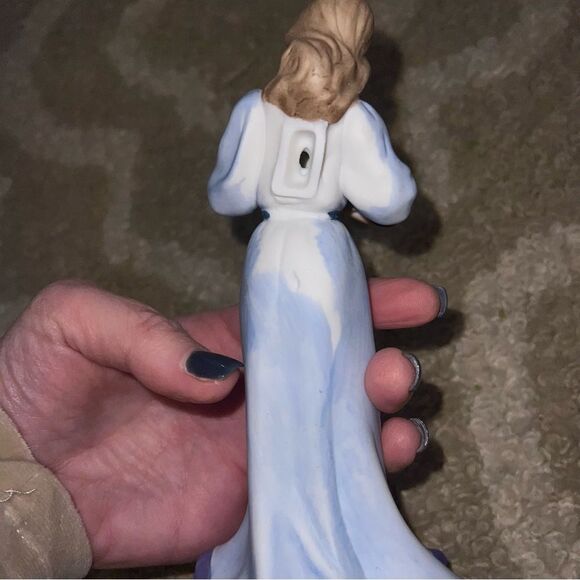 Thomas Kinkade Heaven's Melody Figurine - Picture 3 of 3